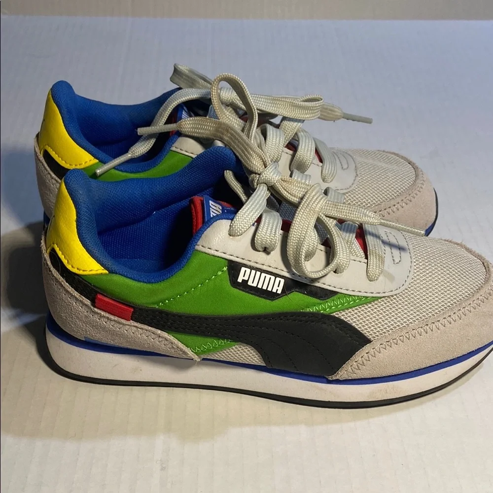 PUMA Kids “Future Rider” Sneakers in Gray, Green, and Red - Picture 3 of 8